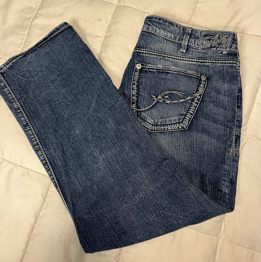 Silver Suki Capri Jeans Women’s Sz 14 /L 26.5 Embroidered Pockets Denim